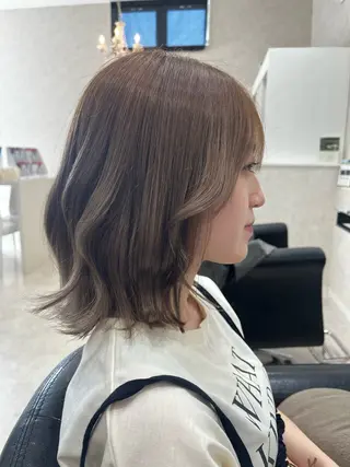 ミディアム 石原 光のヘアスタイル