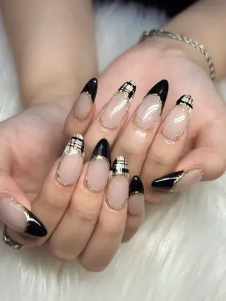 ネイル 💅ネイルハウス🏡 🎀TOMO🎀のネイルデザイン