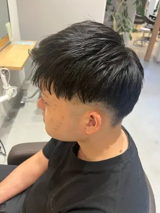 メンズ Chere-Rosso- 金剛店所属・Chere 金剛店 髙木翌のヘアスタイル