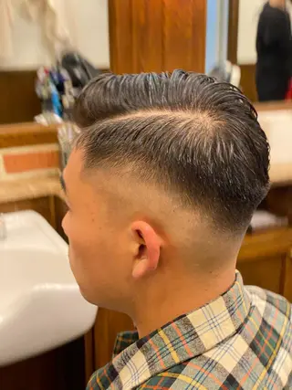 ショート ヒロ銀座 BARBAR SHOP 新宿所属・土井 康永のヘアスタイル