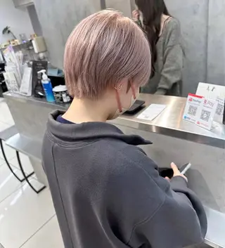 ショート レイヤー×ツヤカラー 渋谷/kougaのヘアスタイル