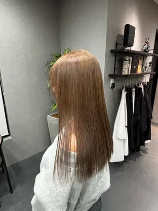 カラー 岩村 拓海のヘアスタイル