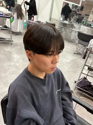 ミディアム カラー パーマ メンズ メンズパーマ特化 🔥韓国ヘア職人🔥のヘアスタイル