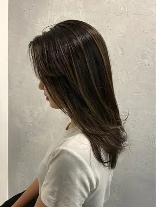 セミロング カラー ヘアアレンジ 【艶髪×韓国風】 毛流れ職人 RYOのヘアスタイル