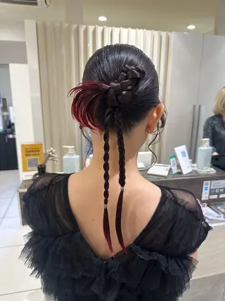 ロング カラー ヘアアレンジ タイトボブ個性派カラ ーAKANEのヘアスタイル