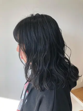 セミロング 上平 綾菜のヘアスタイル