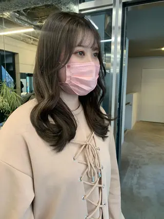 ミディアム カラー 透明感/オリーブ/ グレージュ/YUKAのヘアスタイル