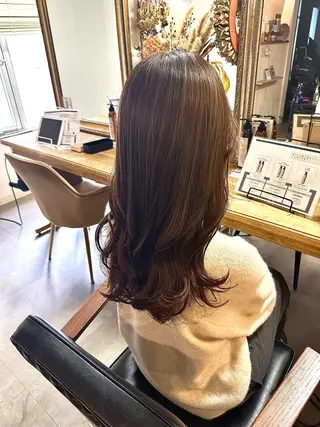 ロング カラー いけだ　ひかり ハイライトくびれヘアのヘアスタイル