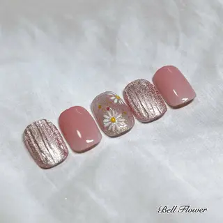 ネイル Bell Flowerのネイルデザイン