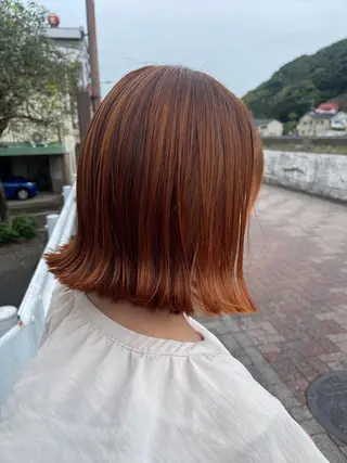 ミディアム STARGOLD 岩本のヘアスタイル