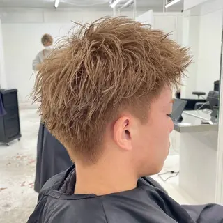 ショート カラー メンズ 【柏メンズパーマ職人 】店長　KAZUMAのヘアスタイル