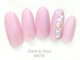 ネイル Hair&Nail MUSE 新浦安所属・井関 美幸のネイルデザイン
