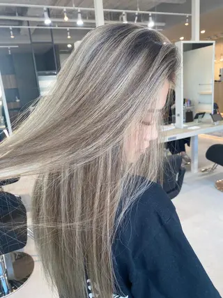 セミロング カラー ヘアアレンジ ネイル マツエク・マツパ アイブロウ 井上 一平のヘアスタイル