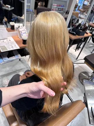 ロング カラー レイヤーブリーチ特化 ホワイト専門/岸のヘアスタイル