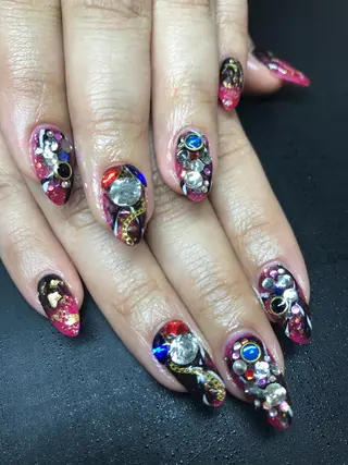 ネイル みんなの店所属・仲谷 つかさのエステ・リラクイメージ