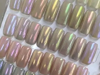 ネイル eclat BEAUTY NAIL SALON　枚方市駅前店所属・松本 ひとみのネイルデザイン