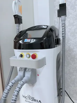 Nail＆BeautySalon éte所属・éte Nailのネイルデザイン