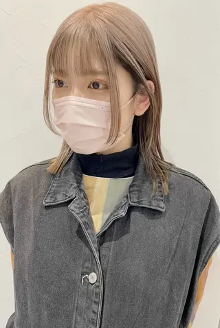 ミディアム りん/ワンホン/艶髪 ／小顔顔周りカットのヘアスタイル