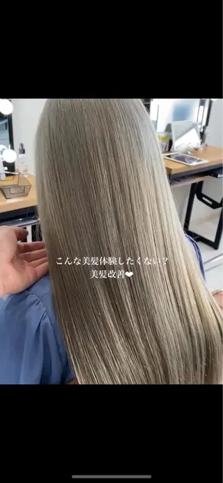 セミロング カラー 韓国ヘア特化💍 tiam💍ブリーチのヘアスタイル