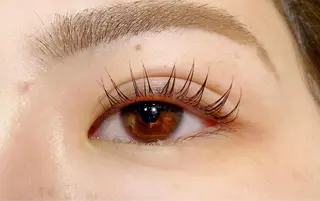 マツエク・マツパ Carat Eyelash&Eyebrow 市川店所属・時田 友美のマツエク・マツパデザイン