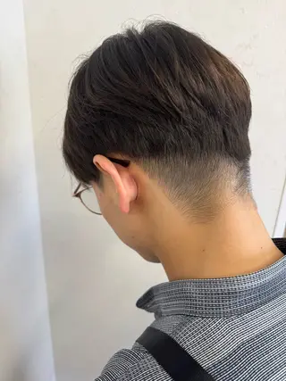 ショート メンズ パーマ/ハイトーン /吉田眞のヘアスタイル