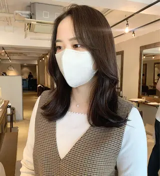 ミディアム カラー 透明感/オリーブ/ グレージュ/YUKAのヘアスタイル