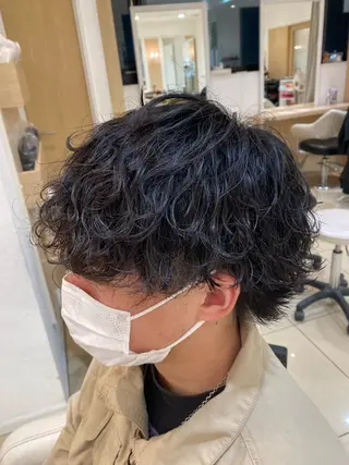ショート パーマ メンズ メンズ特化型美容師 栗山勇人のヘアスタイル