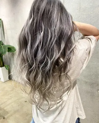 カラー ﾃﾞｻﾞｲﾝｶﾗｰ 🤍ｼﾉﾌﾞ🤍のヘアスタイル
