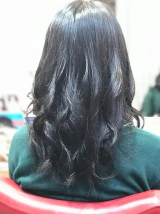 ミディアム カラー 渋谷宮益坂 omoのヘアスタイル