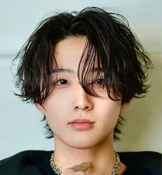 パーマ メンズ アキラ/渋谷/ ブリーチ/縮毛のヘアスタイル