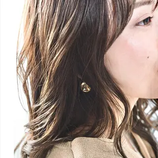 カラー シェアハピ ヤマモトのヘアスタイル