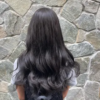 ロング カラー 野村 ゆいのヘアスタイル