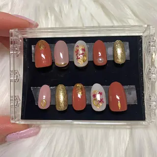 ネイル 駒月 明日香の眉毛・アイブロウイメージ