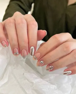 ネイル Lyna 池袋のネイルデザイン