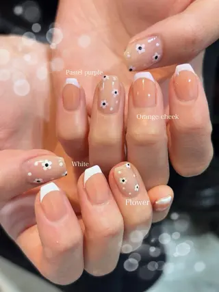 ネイル mofie🤍ユミ/ 恵比寿/パラジェルのネイルデザイン