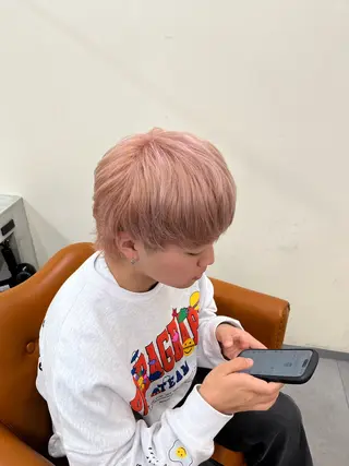 カラー メンズ フェザーパーマメンズ ツイスパ京都駅前のヘアスタイル