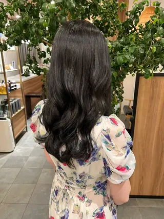 ロング カラー カワハラ ヒナコのヘアスタイル