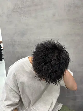 ショート パーマ メンズ Aguhair dolce所属・すぐ予約可能⭕️ さかもとゆうきのヘアスタイル