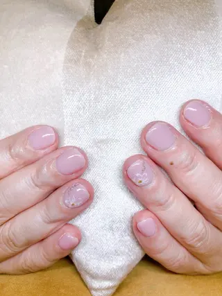 ネイル ECLAT エクラ所属・寺山 千鶴のネイルデザイン