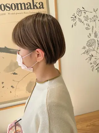 ショート カラー ヒナゴ トヨカズのヘアスタイル