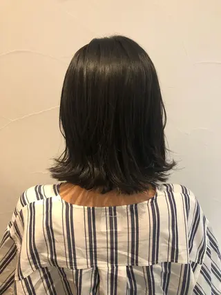 ミディアム Ash中目黒店 榊間茜のヘアスタイル