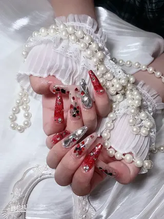 ネイル ネイルサロンAiri 長さ出し·シンプルのネイルデザイン