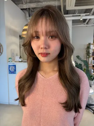 ロング ココルアナ 豊中美容室のヘアスタイル