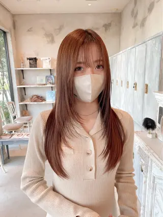 ロング カラー モトムラ アミのヘアスタイル