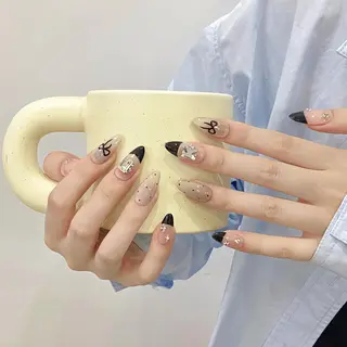 ネイル KIMI 🐰のネイルデザイン