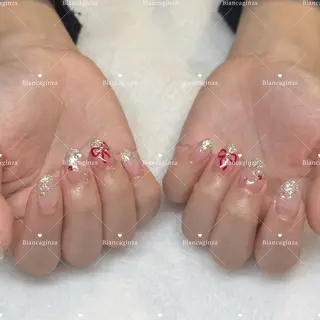 ネイル Bianca 銀座 Hinanoのネイルデザイン