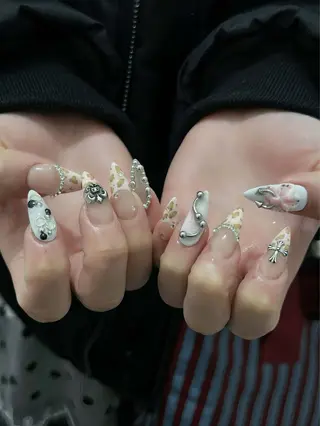 ネイル Julli NailStudioのネイルデザイン