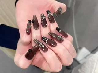 ネイル グロー ネイルのネイルデザイン