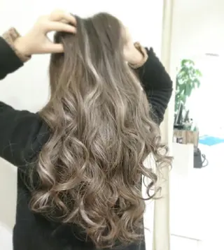 ロング カラー 韓国カラーエクステ 👑代表渡部雅己👑のヘアスタイル