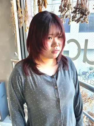 セミロング カラー すぎもと さき⚡️ レイヤー･*パーマのヘアスタイル